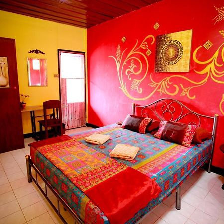 Diva Guesthouse Chiang Mai Dış mekan fotoğraf